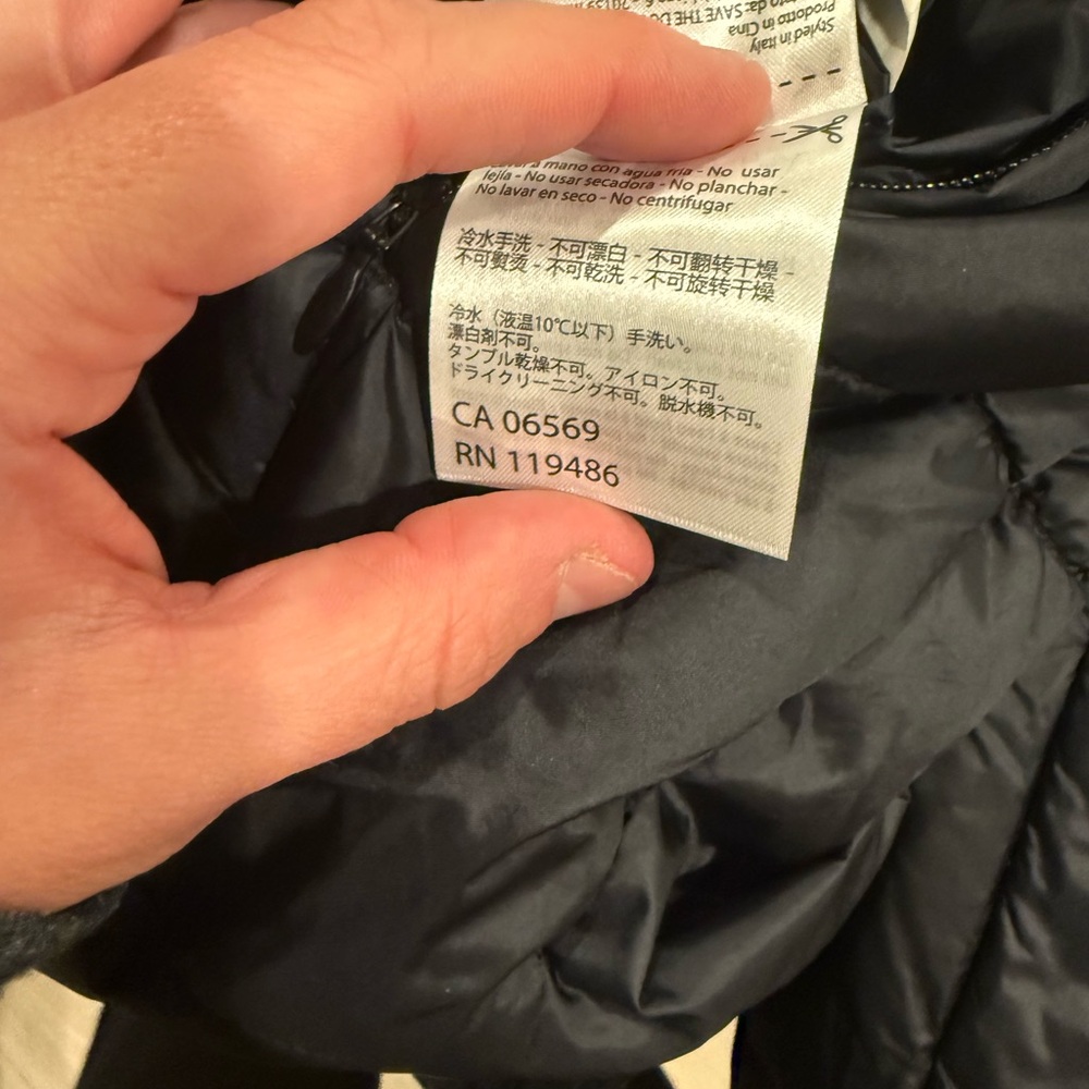 Save the Duck REVERSIBLE FAUX FUR JACKET MOD. BRIDGET IN BLACK - Picture 8 of 13